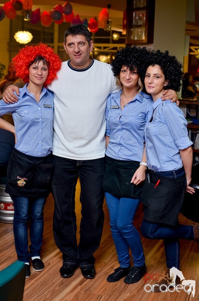 1 an cu Fabrica de Bere Retro Bistro, 