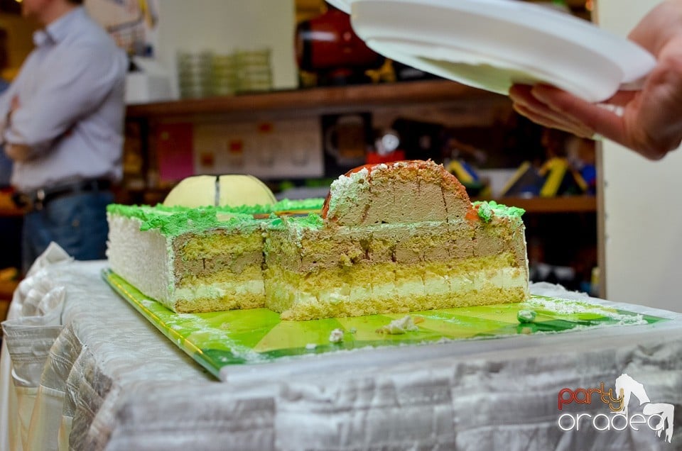 1 an cu Fabrica de Bere Retro Bistro,