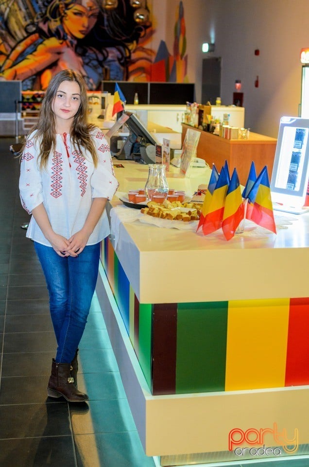 1 Decembrie la Oradea Shopping CIty, 