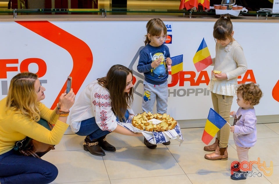 1 Decembrie la Oradea Shopping CIty, 