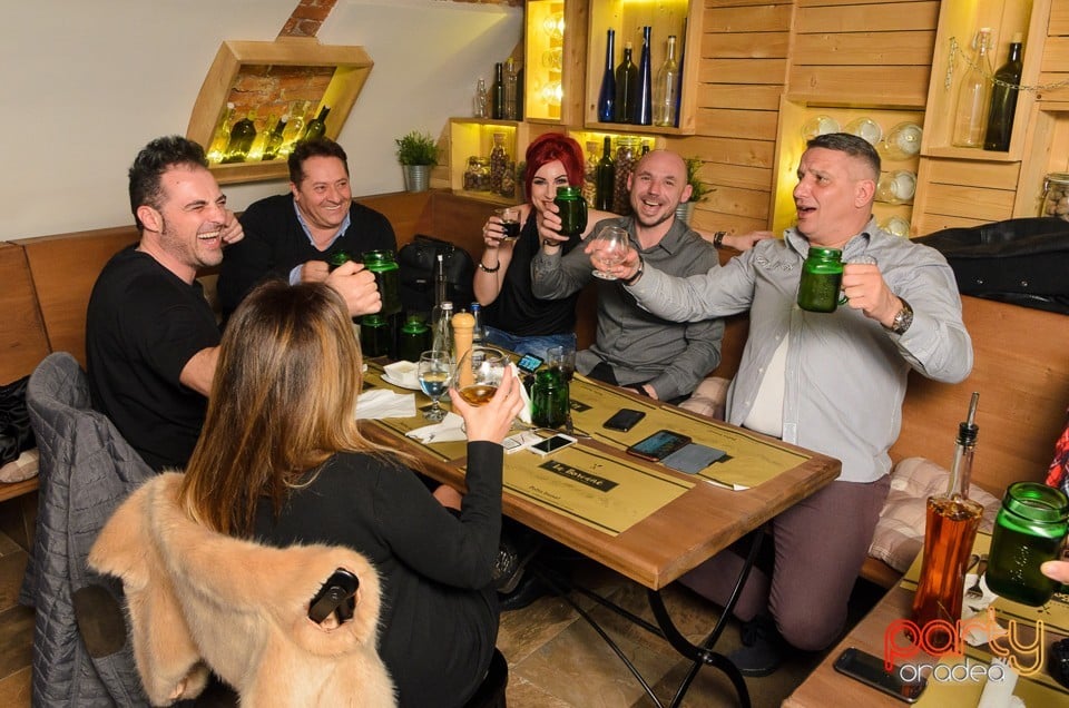 8 Martie la Restaurantul La Borcane, Borsalino