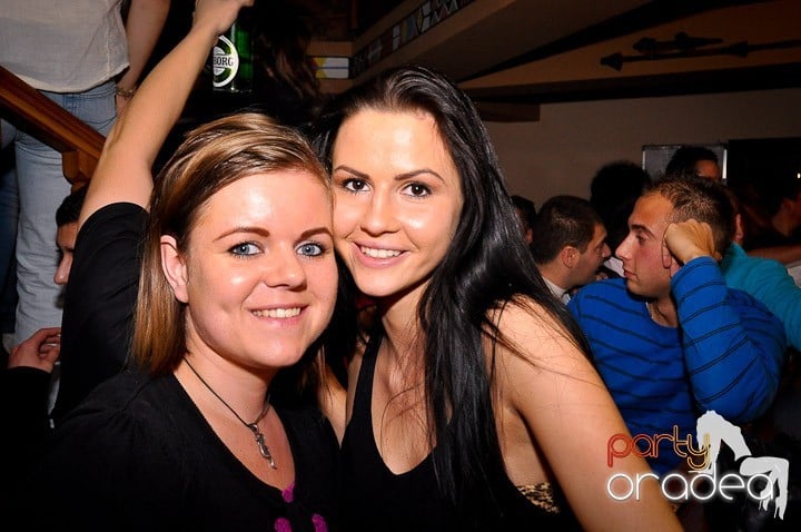 Afterparty în Zulu, Zulu Caffe