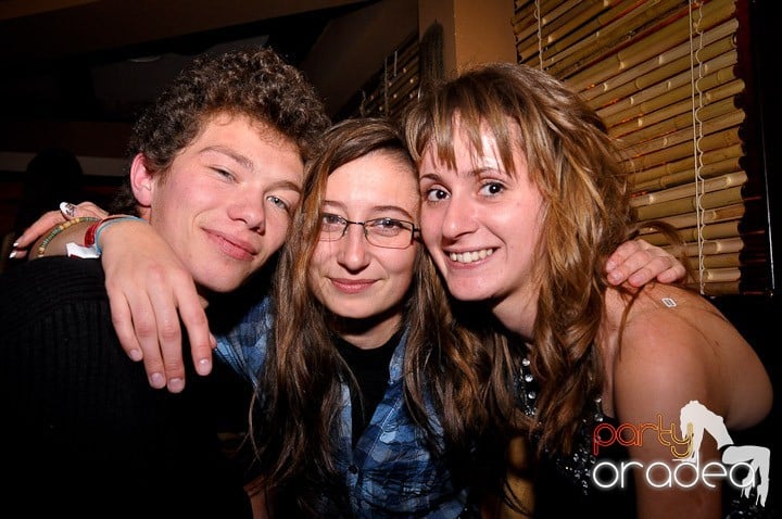 Afterparty în Zulu, Zulu Caffe