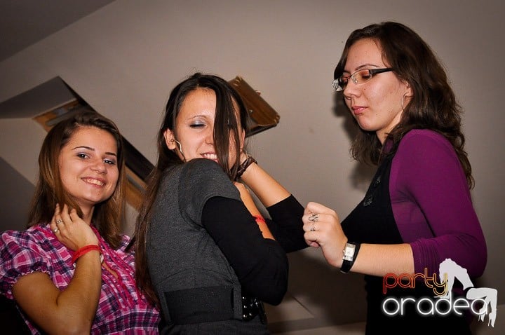 Afterparty în Zulu, Zulu Caffe