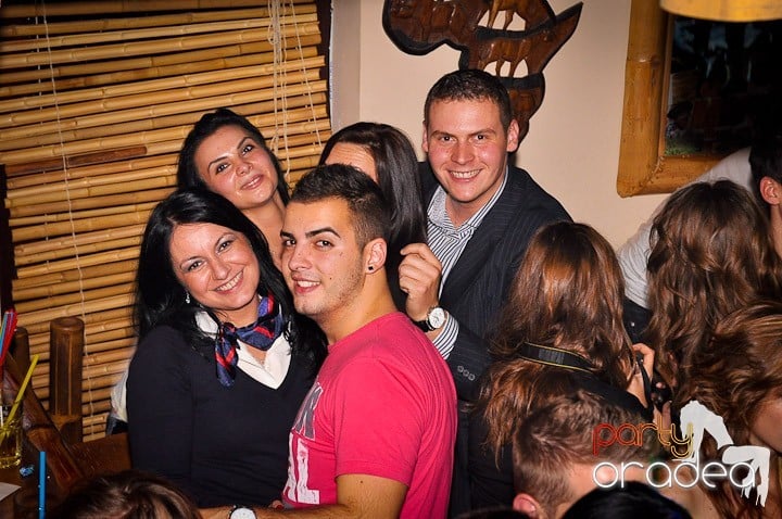 Afterparty în Zulu, Zulu Caffe