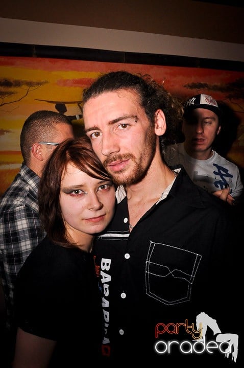 Afterparty în Zulu, Zulu Caffe