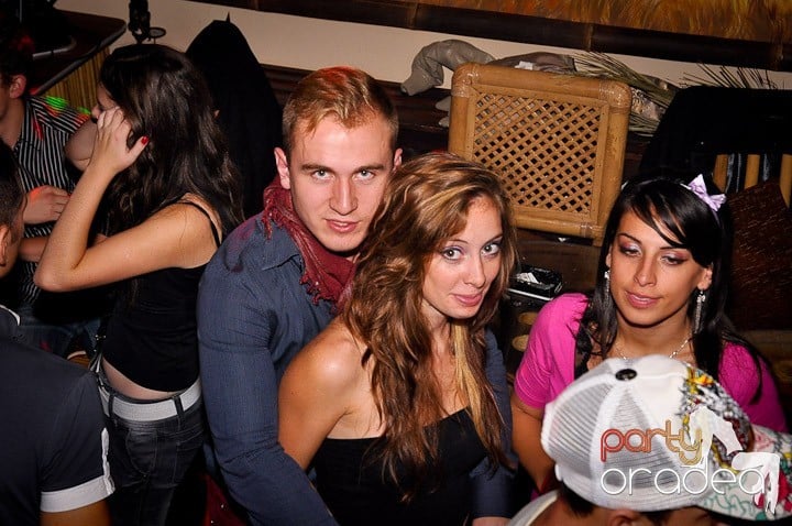 Afterparty în Zulu, Zulu Caffe