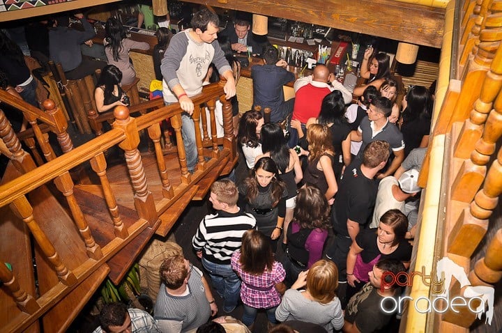 Afterparty în Zulu, Zulu Caffe