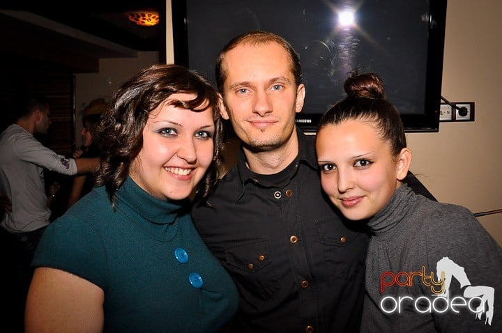 Afterparty în Zulu, Zulu Caffe