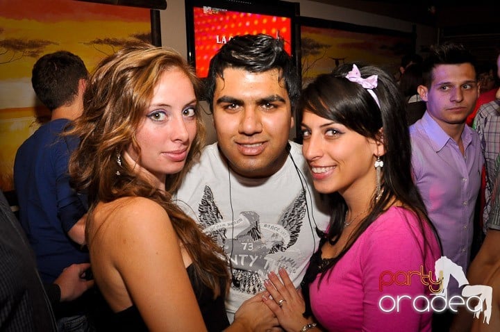 Afterparty în Zulu, Zulu Caffe