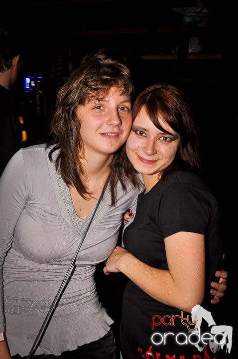 Afterparty în Zulu, Zulu Caffe