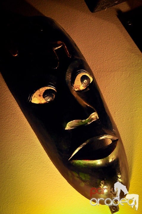 Afterparty în Zulu, Zulu Caffe