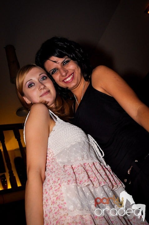 Afterparty în Zulu, Zulu Caffe