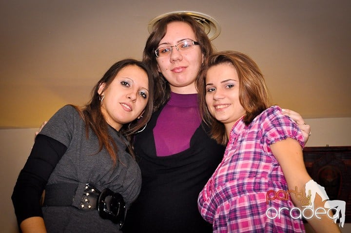 Afterparty în Zulu, Zulu Caffe