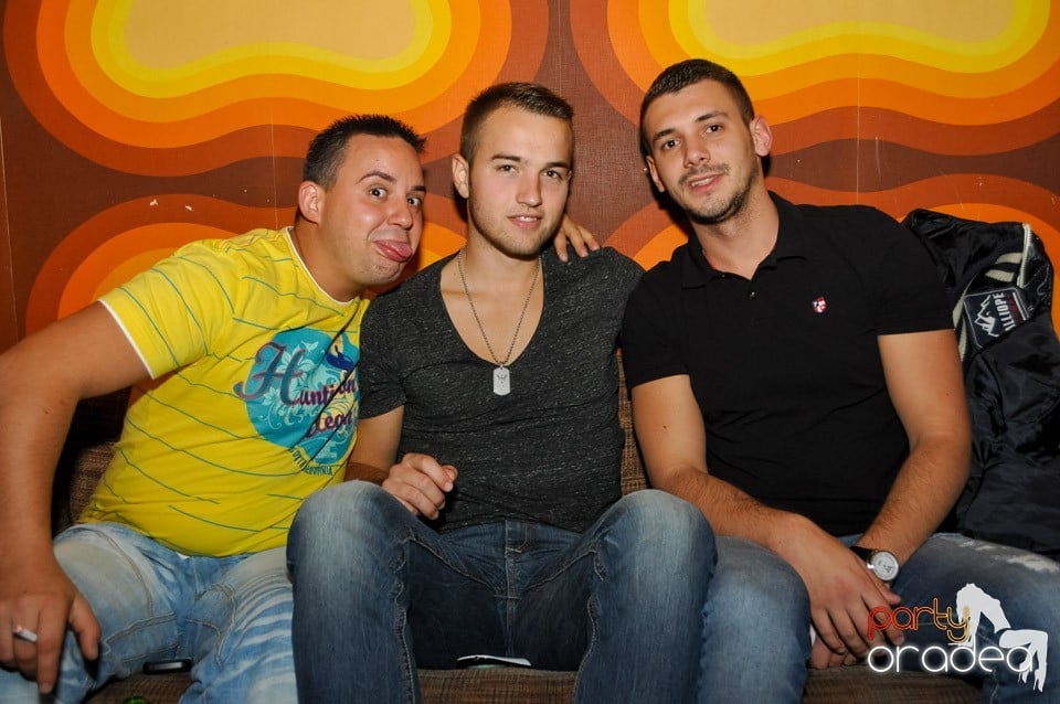 All Night Party în Juice, Juice