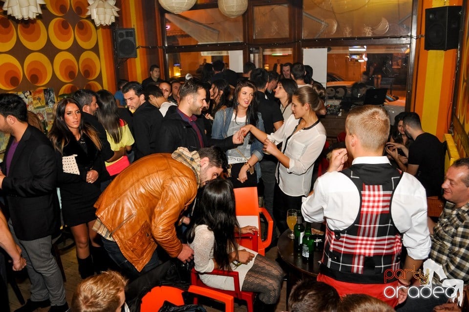 All Night Party în Juice, Juice