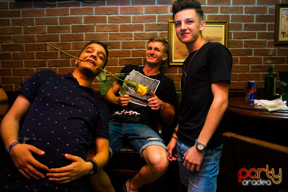 All Time Hits, Green Pub