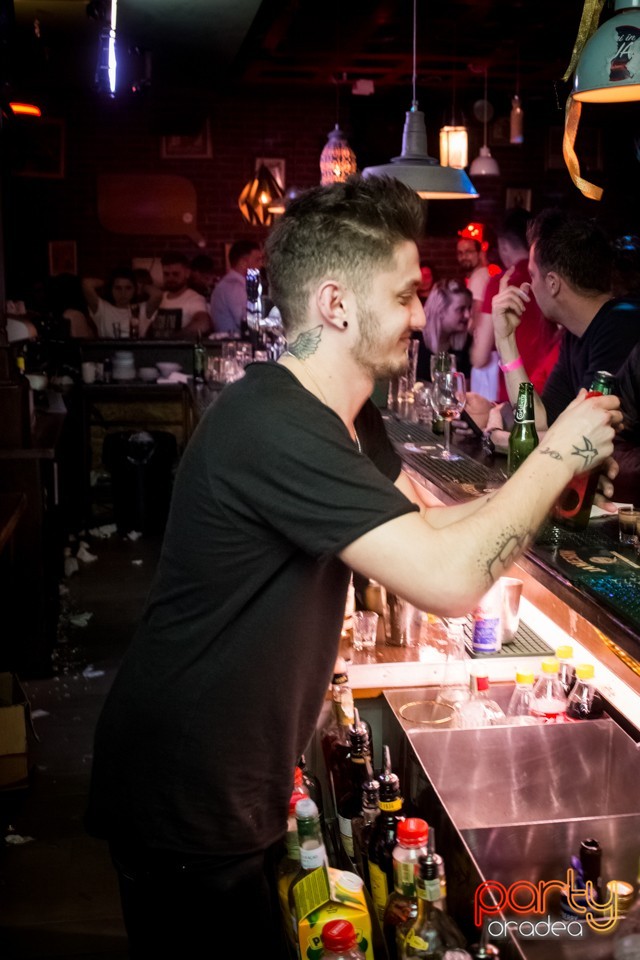 All Time Hits, Green Pub