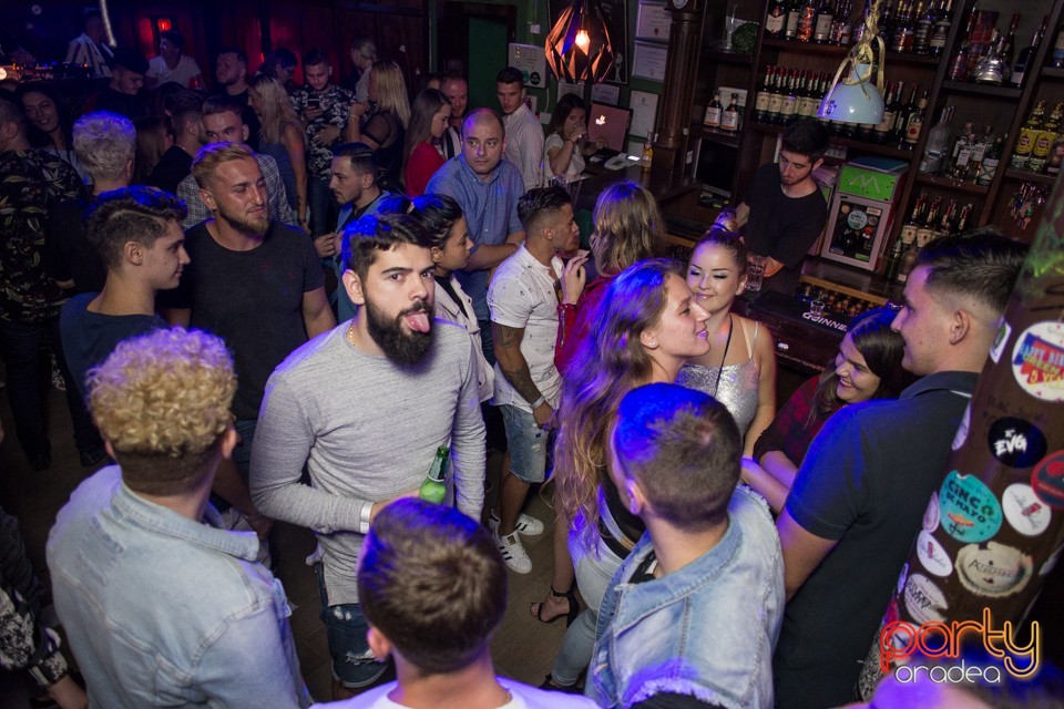 All Time Hits, Green Pub
