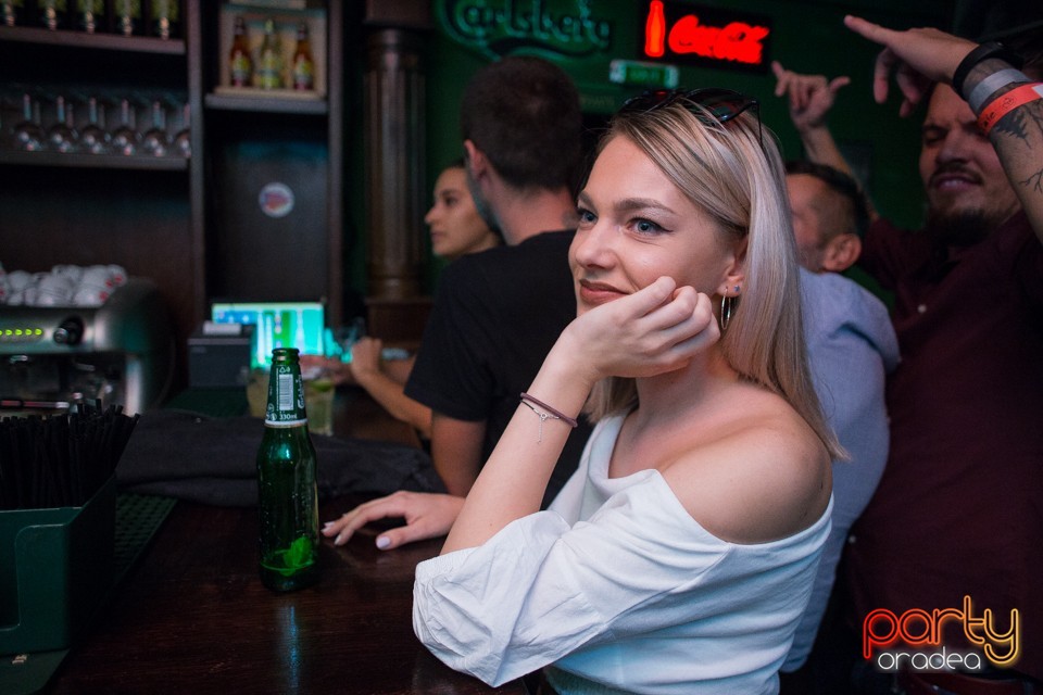 All Time Hits, Green Pub