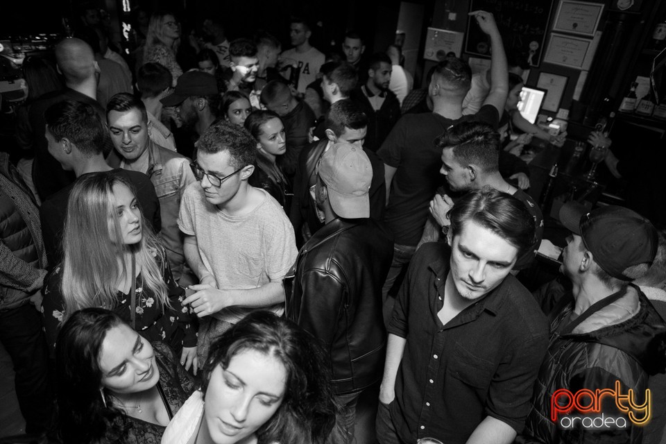 All Time Hits, Green Pub