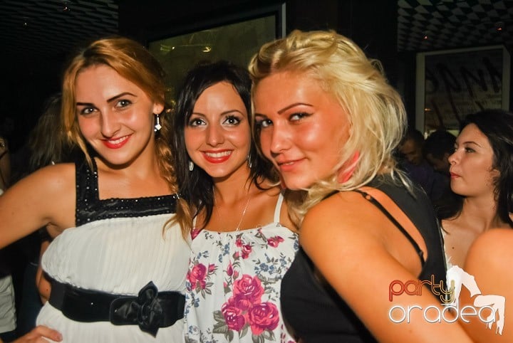 Almud & Konstantin at The Lounge Champagne Bar Boutiqe, The Lounge