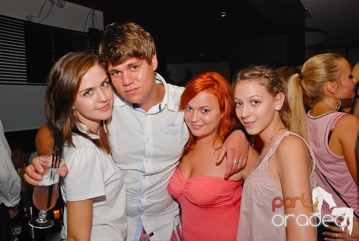 Almud & Konstantin at The Lounge Champagne Bar Boutiqe, The Lounge