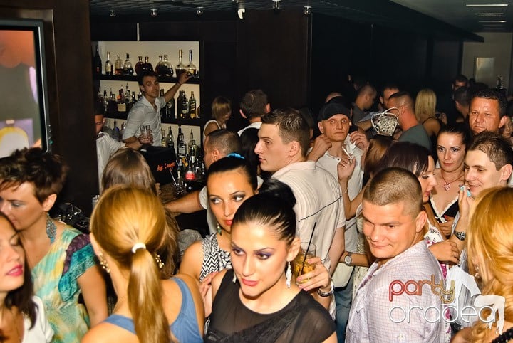 Almud & Konstantin at The Lounge Champagne Bar Boutiqe, The Lounge