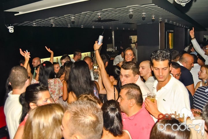 Almud & Konstantin at The Lounge Champagne Bar Boutiqe, The Lounge