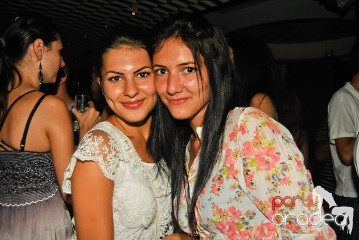 Almud & Konstantin at The Lounge Champagne Bar Boutiqe, The Lounge