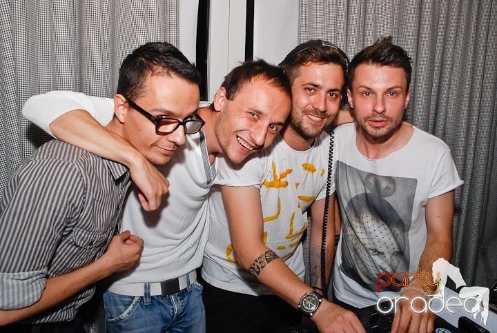 Almud & Konstantin at The Lounge Champagne Bar Boutiqe, The Lounge