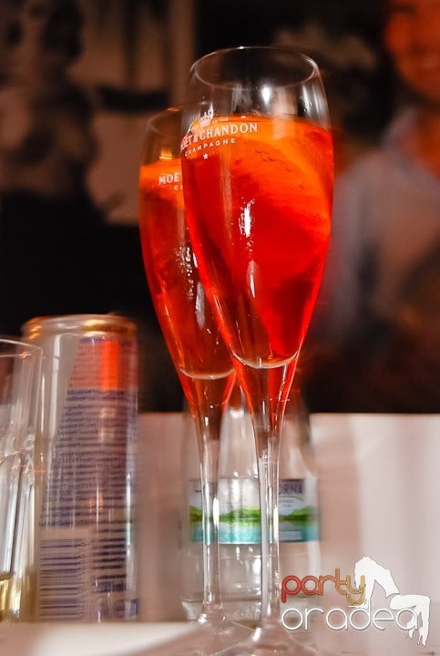 Almud & Konstantin at The Lounge Champagne Bar Boutiqe, The Lounge