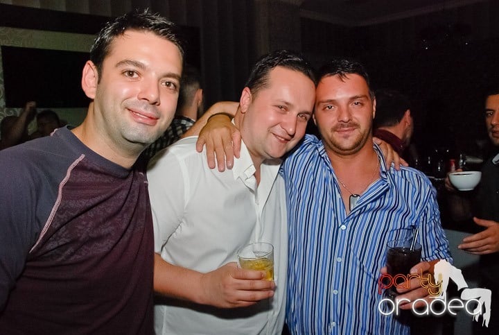 Amadeea @ Kadó Cafe, 