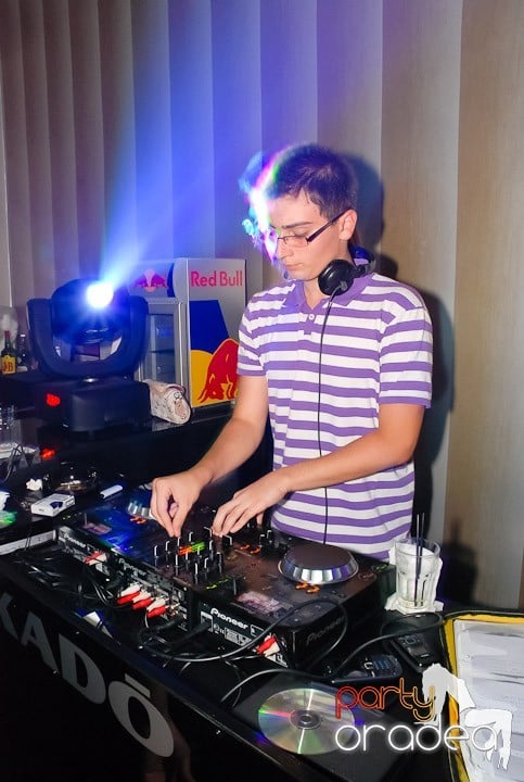 Amadeea @ Kadó Cafe, 