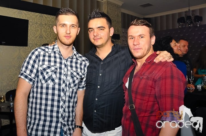 Amadeea @ Kadó Cafe, 