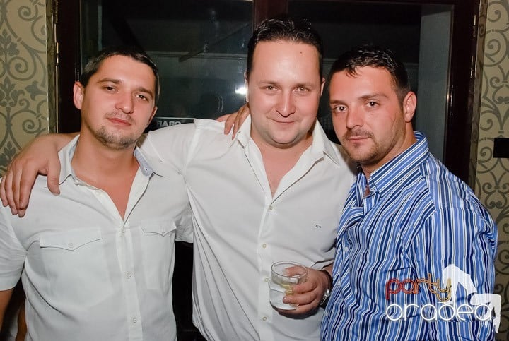 Amadeea @ Kadó Cafe, 