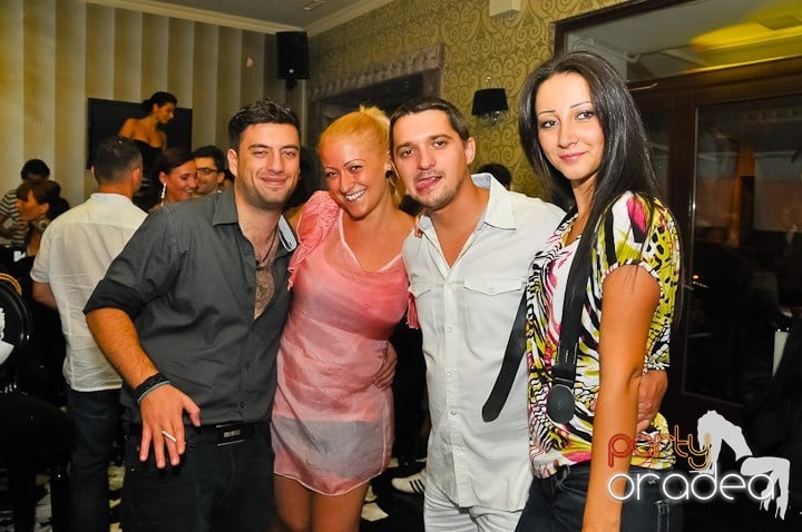 Amadeea @ Kadó Cafe, 