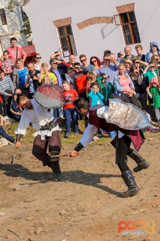 Ambianţă la Toamna Orădeană, Cetatea Oradea