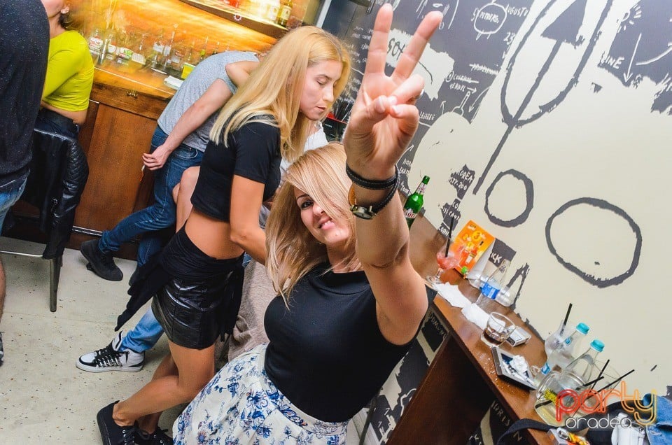 Amsterdam Crisstia, Juice