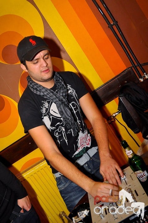Atmosferă de party în Juice, Juice
