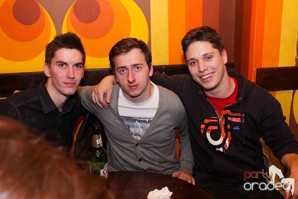 Atmosferă de party în Juice, Juice