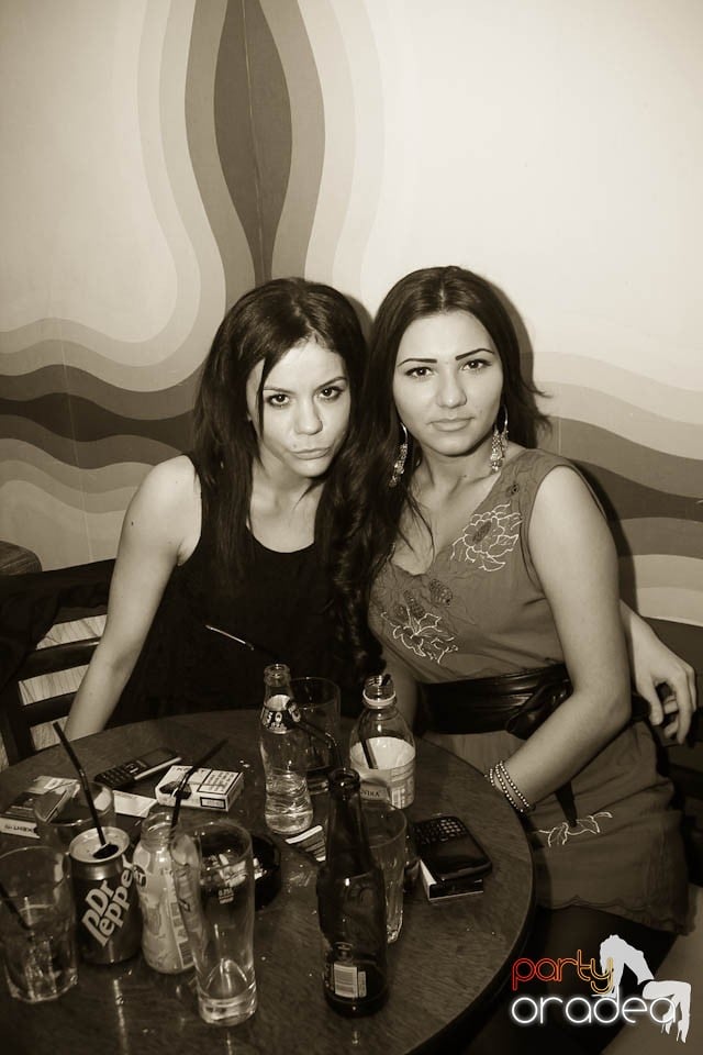 Atmosferă de party în Juice, Juice
