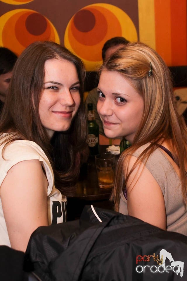 Atmosferă de party în Juice, Juice