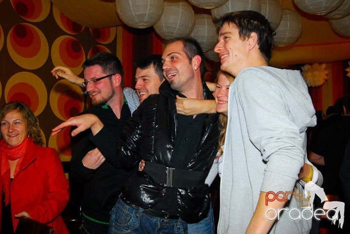 Atmosferă de party în Juice, Juice