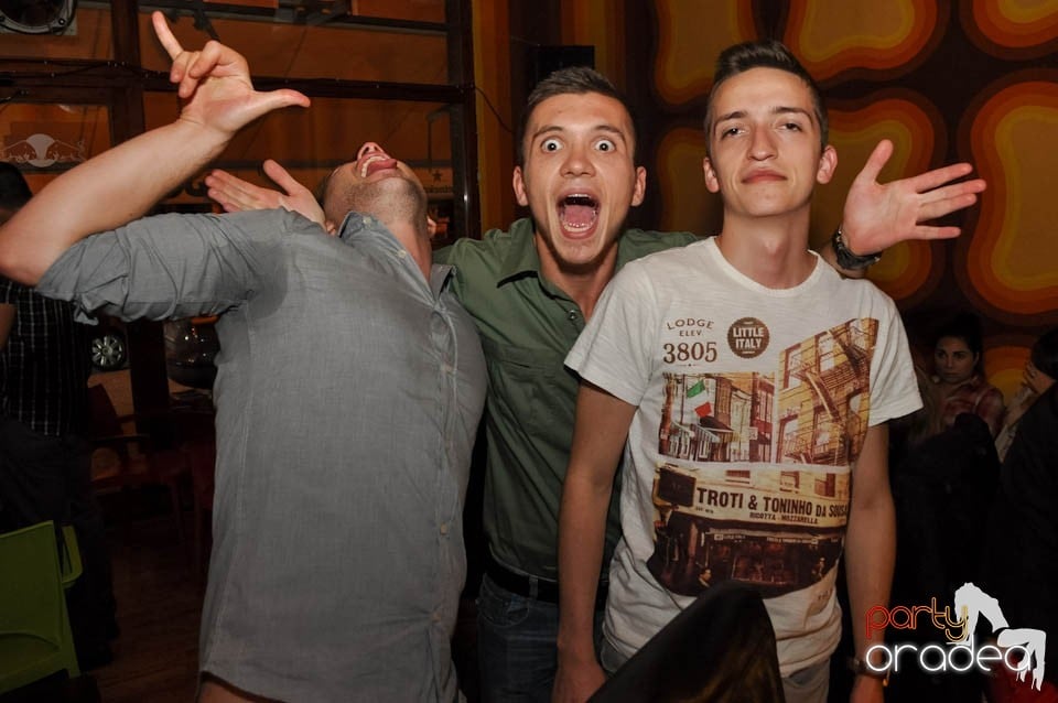 Atmosferă de party în Juice, Juice