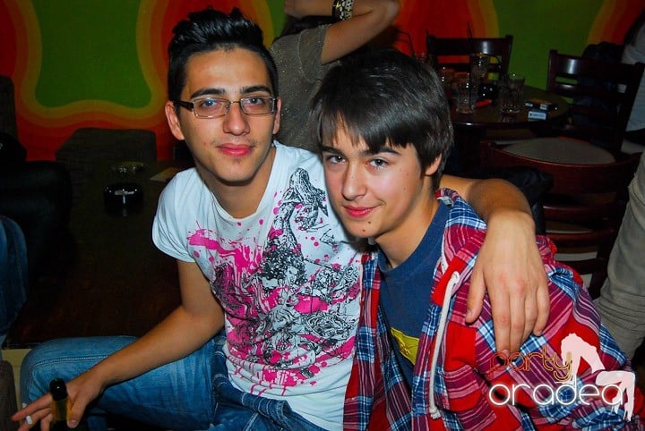 Atmosferă de party în Juice, Juice