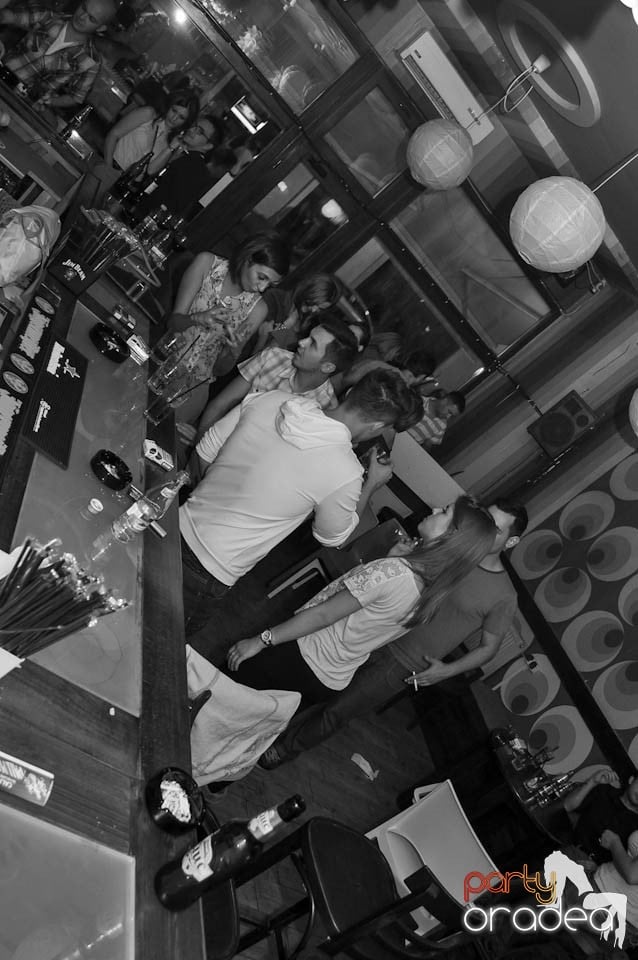 Atmosferă de party în Juice, Juice
