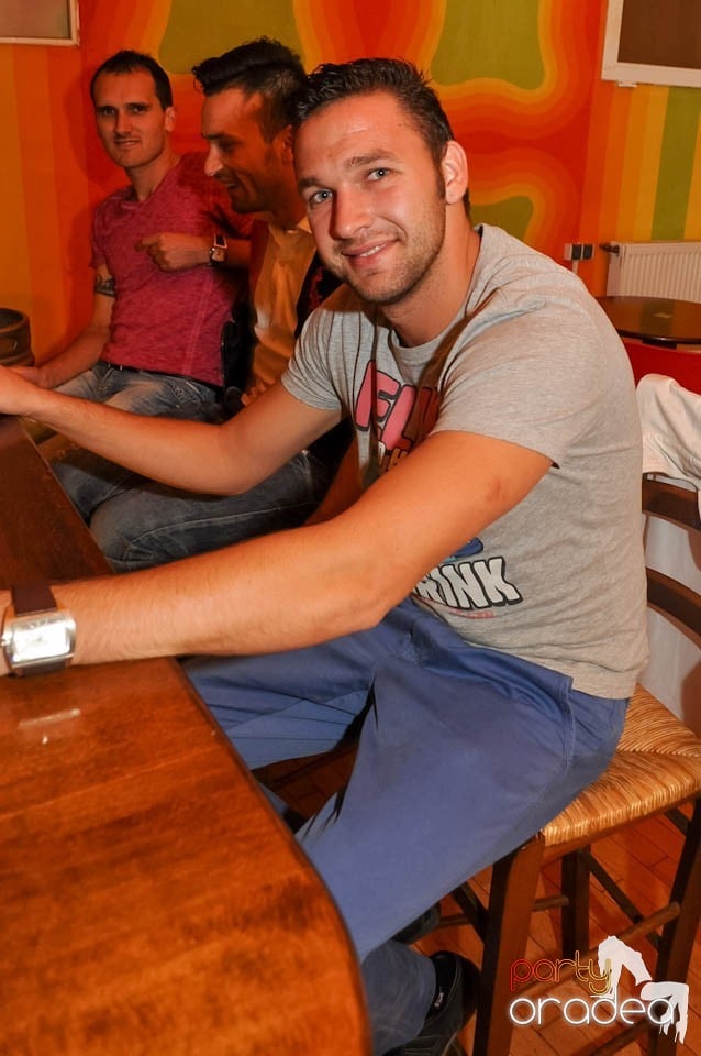 Atmosferă de party în Juice, Juice