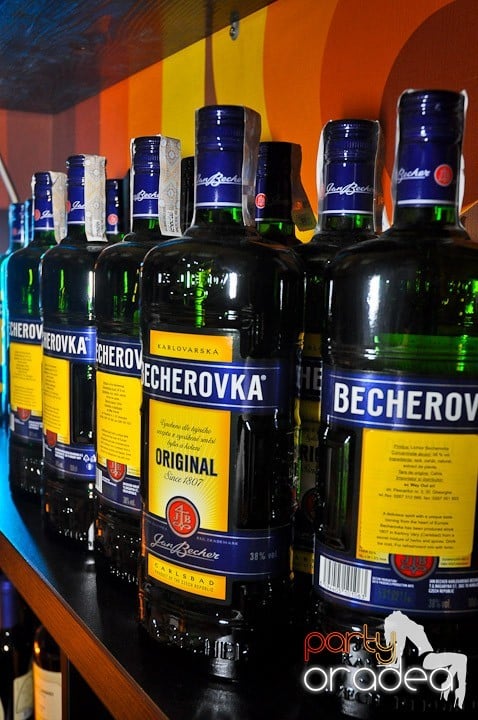 Atmosferă de party în Juice, Juice