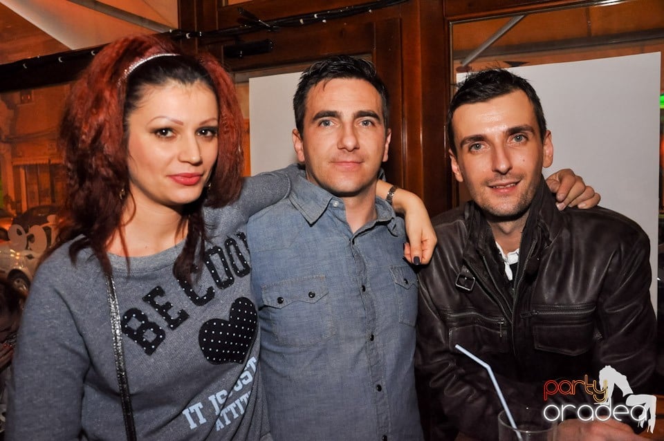 Atmosferă de party în Juice, Juice